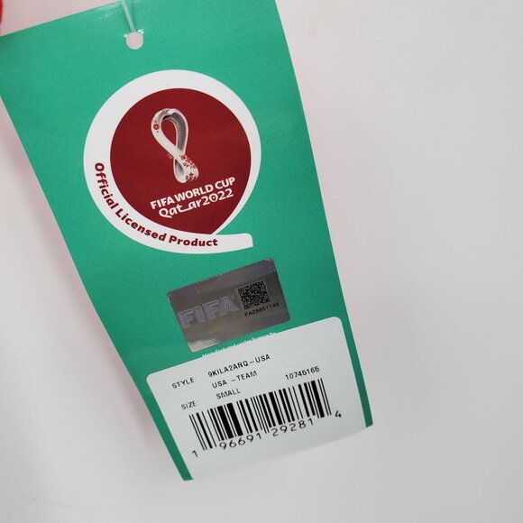 NWT Fifa World Cup Qatar 2022 Long Sleeve Pullover Sweatshirt Small - Picture 10 of 11